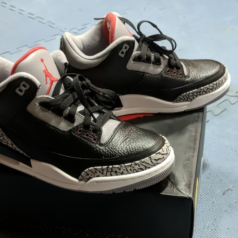Air Jordan Retro 3 black cement sz 8